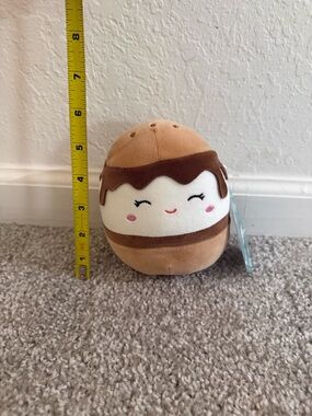 NWT - Carmelita the S’mores Squishmallow - 5 inches